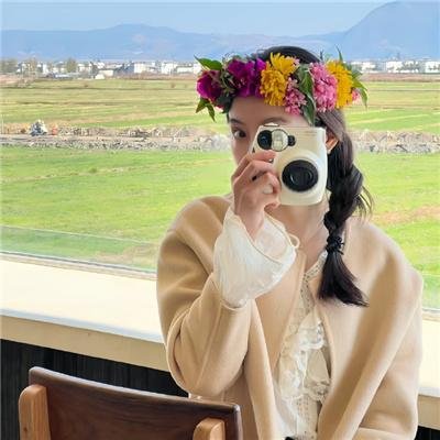 井盖儿 海报