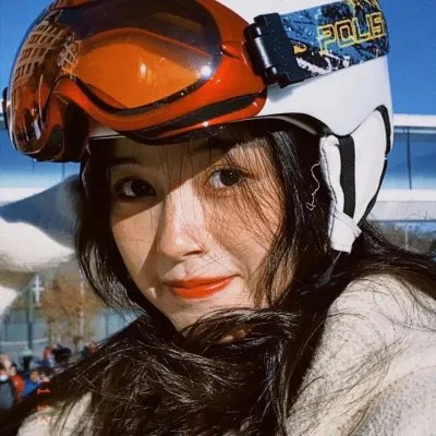 超人和露易丝第一季 海报